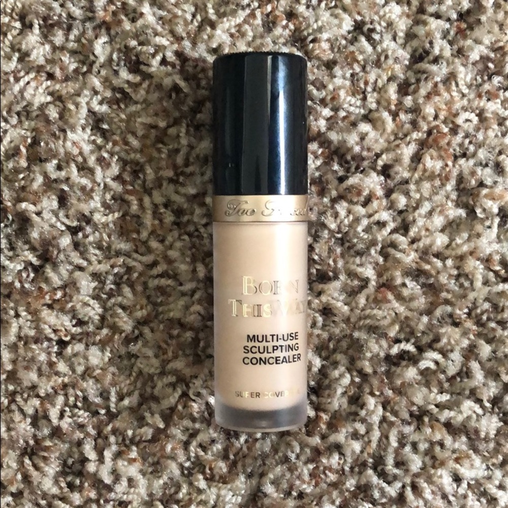 Born this way multi use concealer (almond)